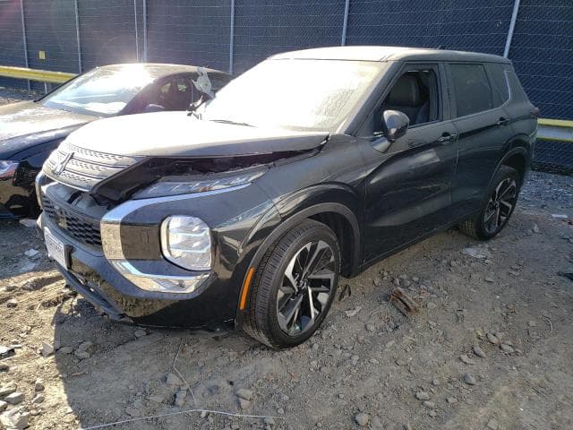 2023 Mitsubishi outlander salvage