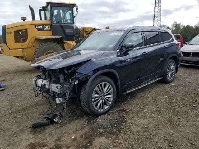 2021 Toyota highlander salvage