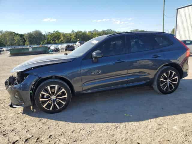 2023 Volvo xc60 plus Background