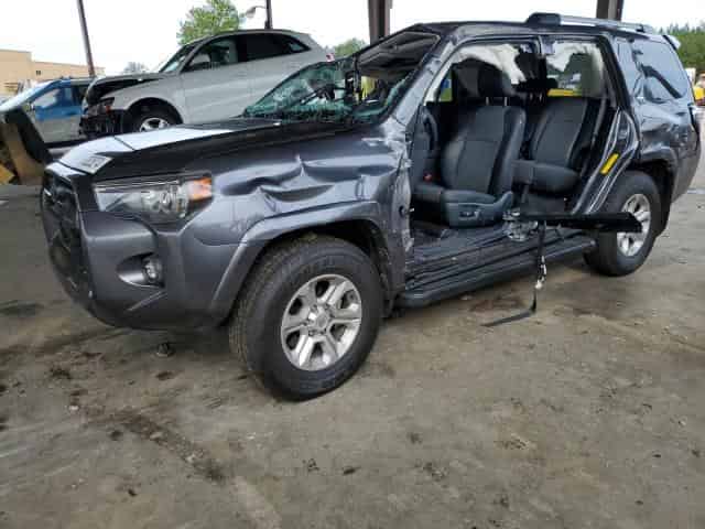 2023 Toyota 4runner, SR5 Background