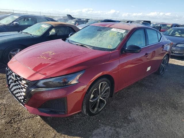 2024 Nissan Altima, SR salvage