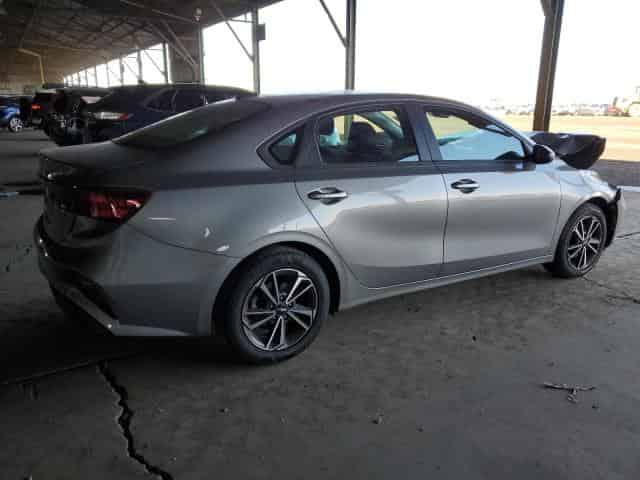 2023 KIA Forte, LX Background