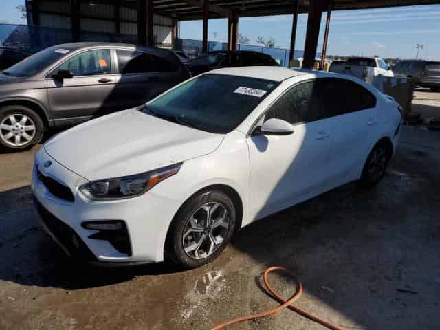 2020 KIA forte Background