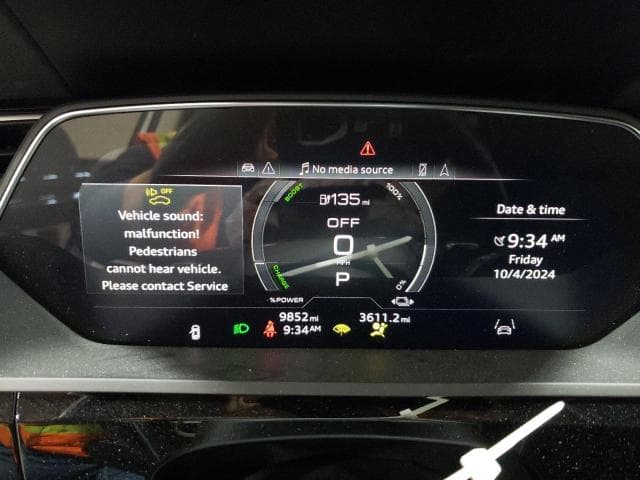 2024 Audi Q8, Premium Plus Salvage Car