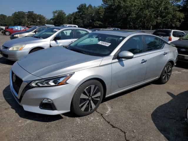 2022 Nissan altima Background