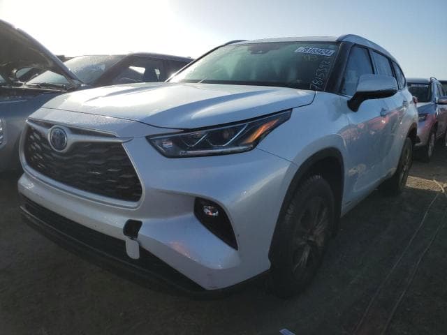 2023 Toyota highlander salvage