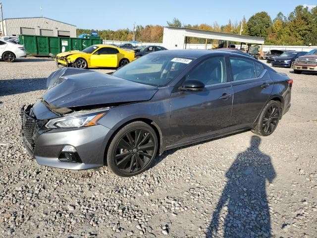 2022 Nissan altima salvage
