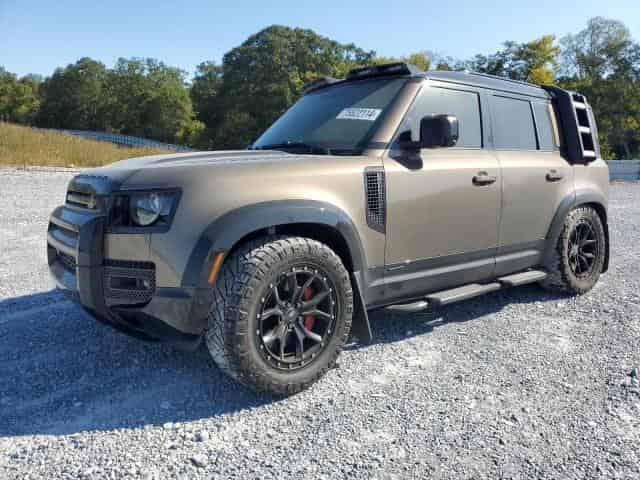 2022 Land rover defender Background