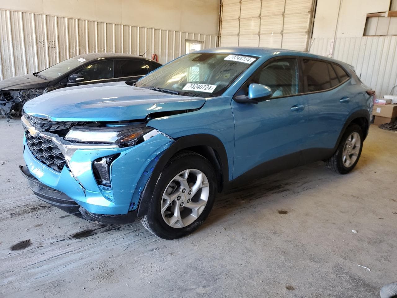 2025 Chevrolet Trax, LS salvage