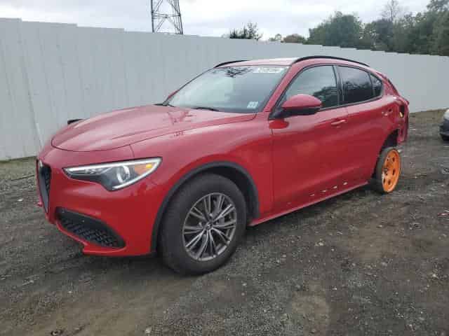 2022 Alfa romeo stelvio Background