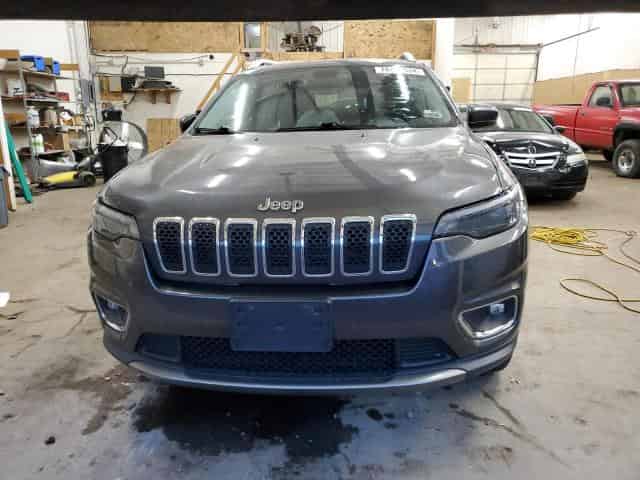 2020 Jeep Cherokee, Limited Background