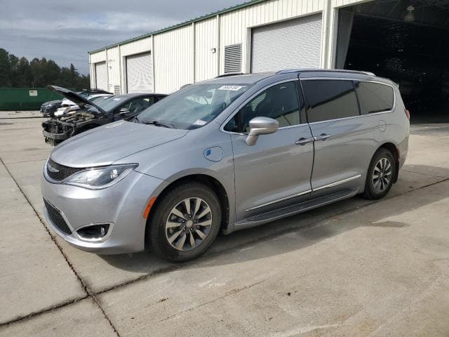 2020 Chrysler pacifica salvage