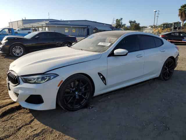 2022 BMW 8 series Background