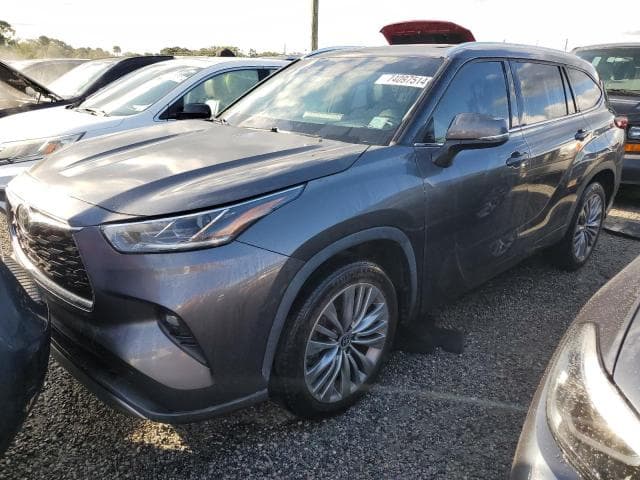 2021 Toyota highlander salvage
