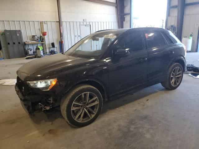 2021 Audi q3 Background