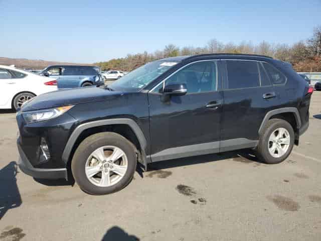 2020 Toyota rav4 Background