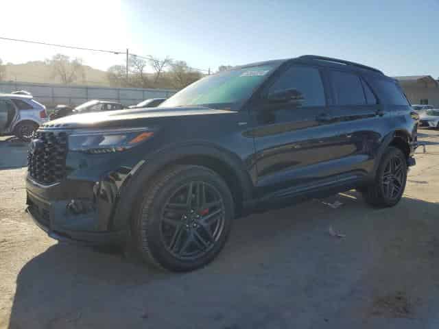 2025 Ford Explorer, St-Line Background