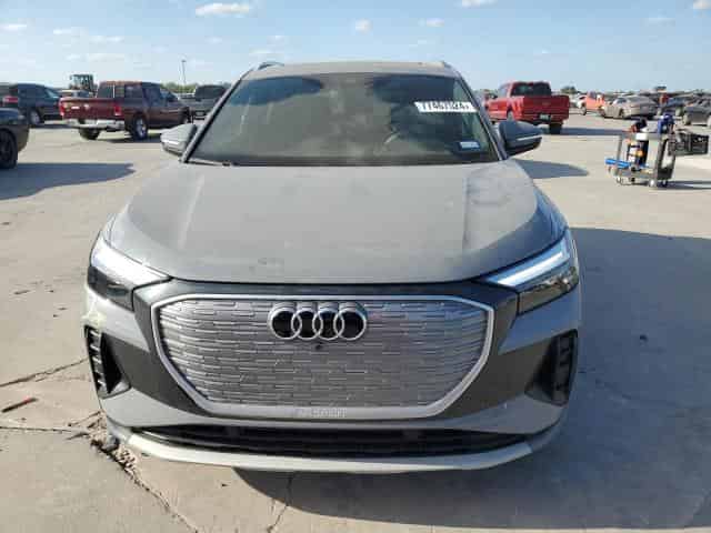2023 Audi Q4, Premium Plus Background