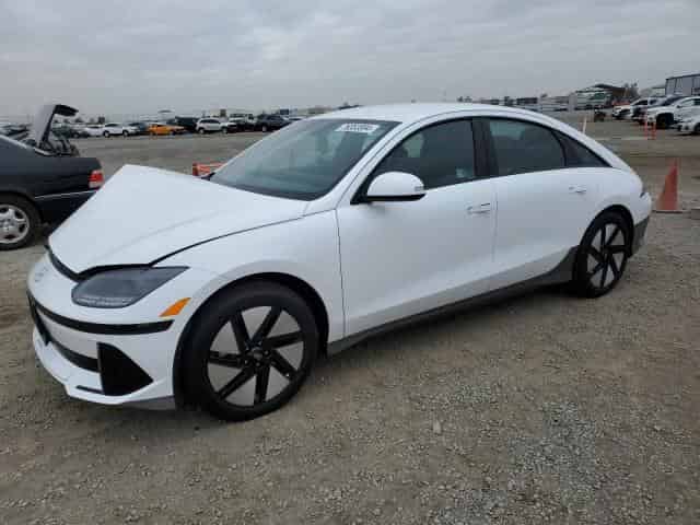 2024 Hyundai Ioniq, SE Background