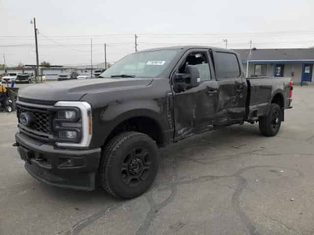 2024 Ford f350 Background