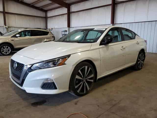 2021 Nissan altima Background