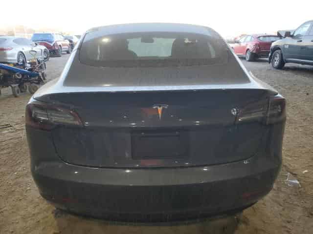 2023 Tesla MODEL 3 Background