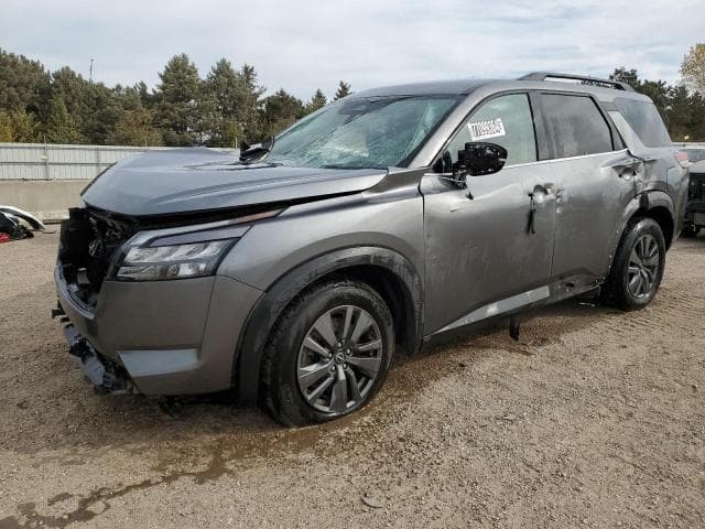 2023 Nissan pathfinder salvage