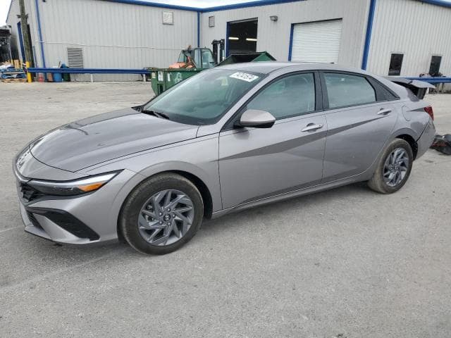 2024 Hyundai Elantra, Sel salvage