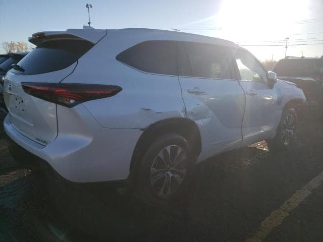 2024 Toyota Highlander, LE Salvage Car