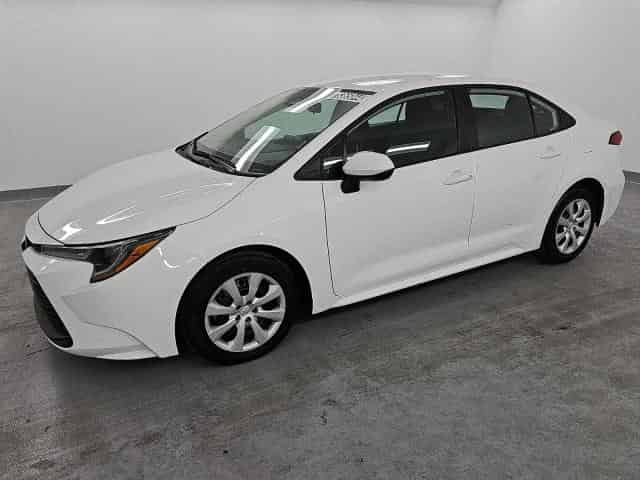 2024 Toyota Corolla, LE Background