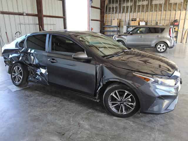 2024 KIA Forte, LX Background