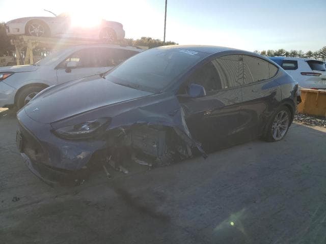 2023 Tesla model y Salvage Car