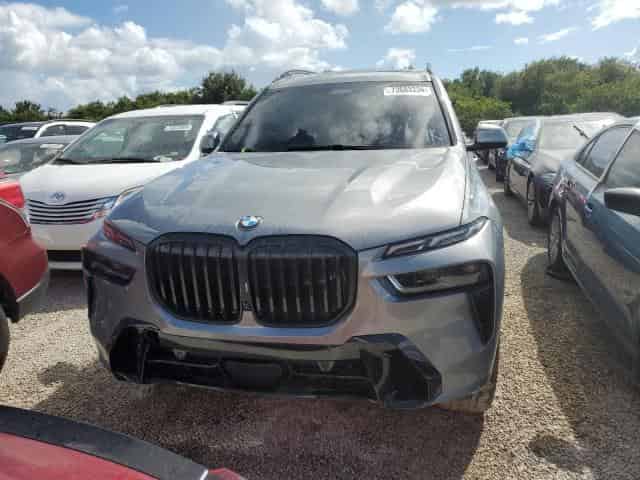 2024 BMW X7, Xdrive40I Background