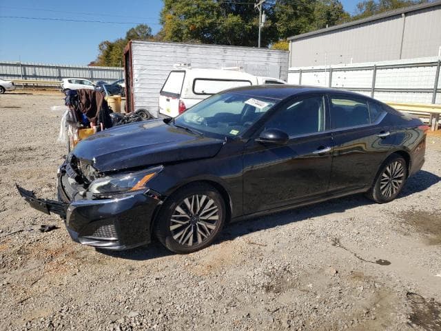 2023 Nissan altima salvage