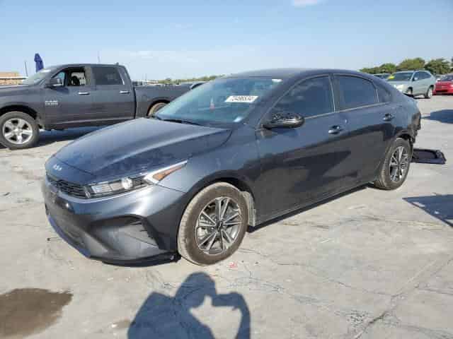 2023 KIA forte Background