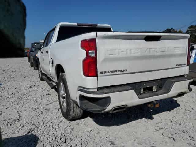 2020 Chevrolet Silverado, C1500 Custom Background