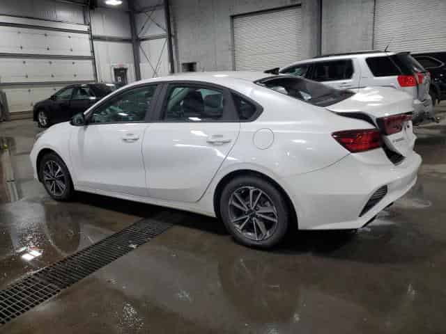 2023 KIA Forte, LX Background