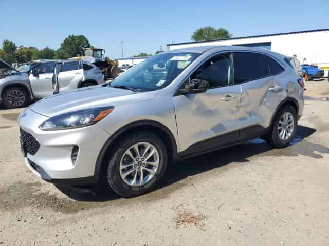 2020 Ford Escape, SE Background
