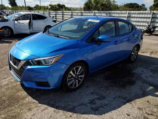 2021 Nissan versa Background