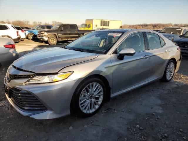 2020 Toyota camry Background