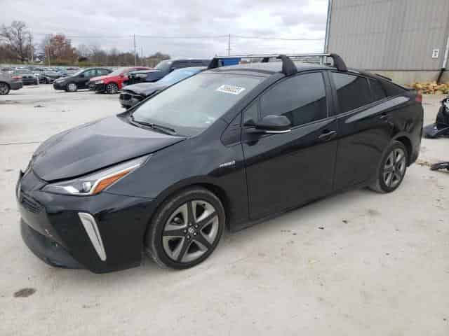 2022 Toyota prius nigh Background