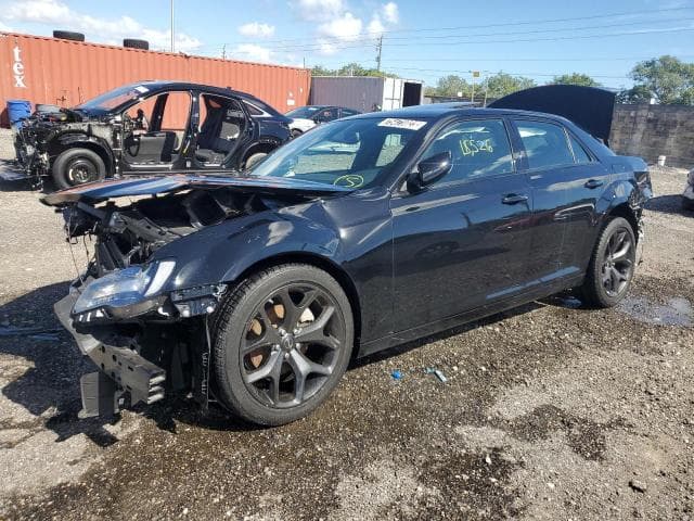 2022 Chrysler 300 salvage
