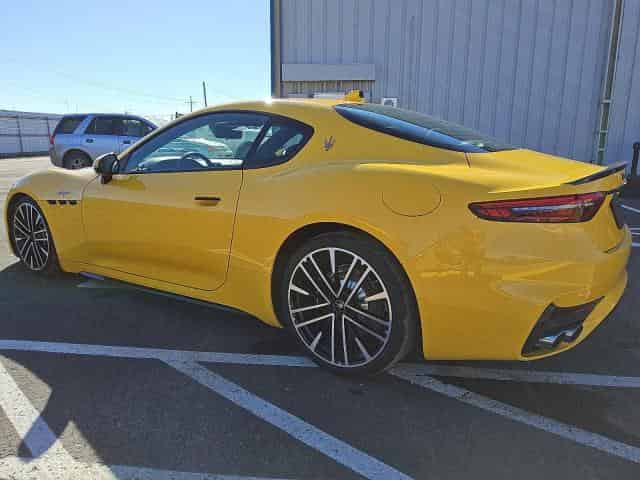 2024 Maserati Granturismo, Trofeo Background