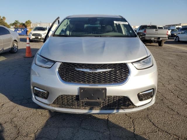 2024 Chrysler Pacifica, Hybrid Select salvage