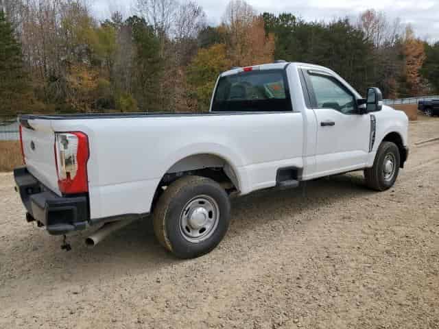 2024 Ford F-250, Super Duty Background