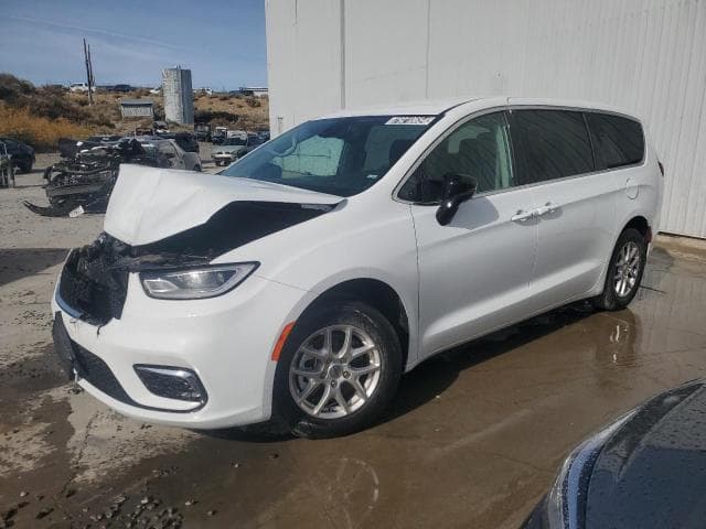 2024 Chrysler pacifica Salvage Car