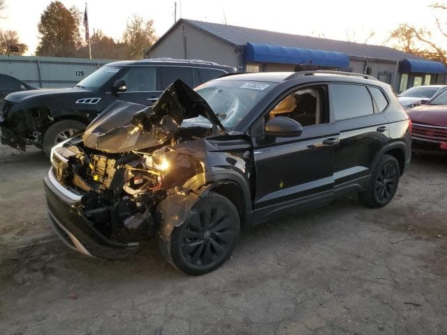 2024 Volkswagen taos s Salvage Car