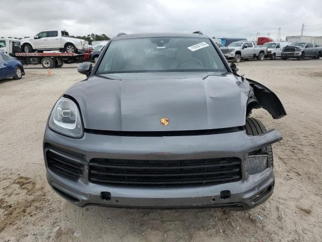 2023 Porsche Cayenne, Base Salvage Car