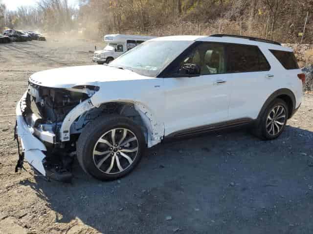 2024 Ford Explorer, St-Line Background