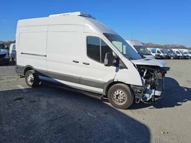 2024 Ford Transit, T-350 Background